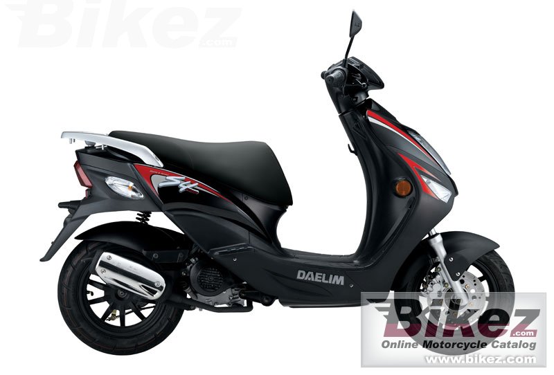 Big Daelim s4 50 picture and wallpaper from Bikez.com